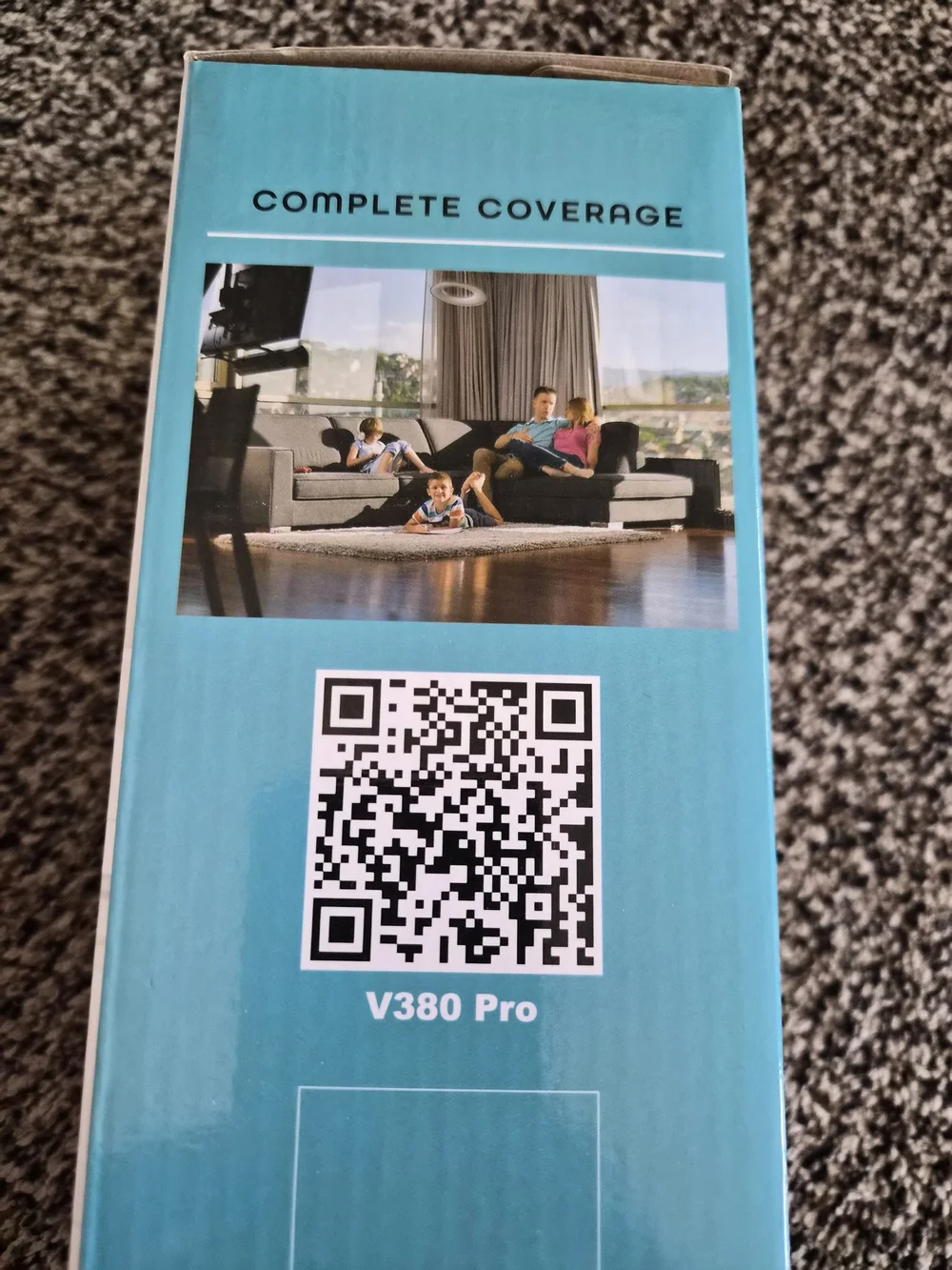 Smart AI Camera with Display - New